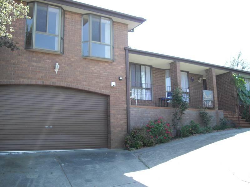 8 Gathrey Court, Endeavour Hills VIC 3802