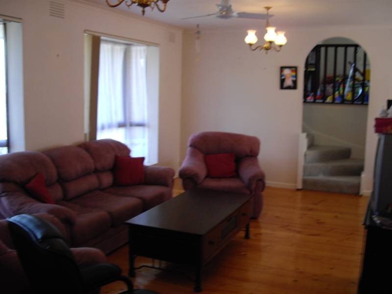 8 Gathrey Court, Endeavour Hills VIC 3802