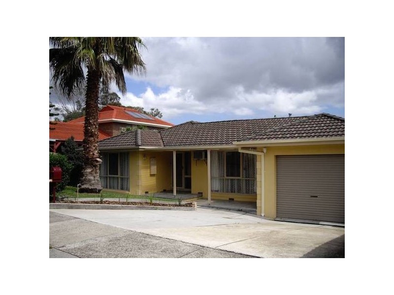 4 Stainsby Close, Endeavour Hills VIC 3802