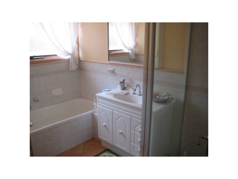 9 Alpine Court, Vermont South VIC 3133