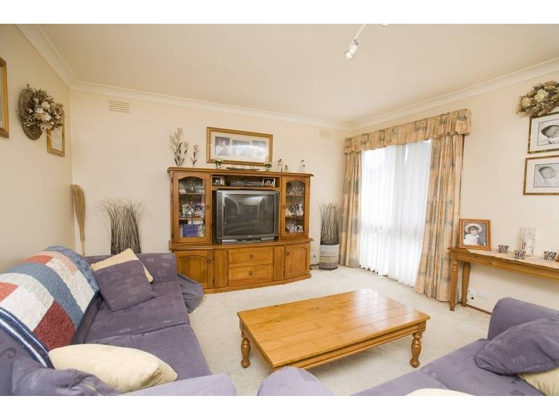 2 Cristata Avenue, Endeavour Hills VIC 3802
