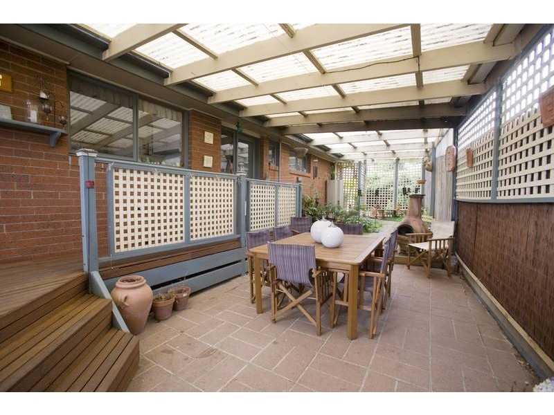 2 Cristata Avenue, Endeavour Hills VIC 3802