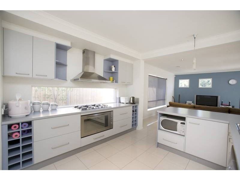 4 Princeton Drive, Keysborough VIC 3173