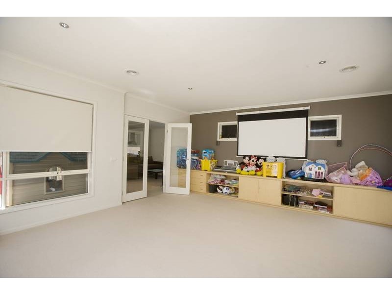 4 Princeton Drive, Keysborough VIC 3173