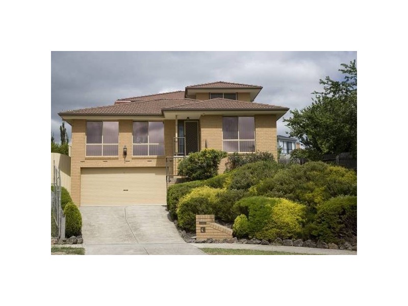 11 Evonne Court, Endeavour Hills VIC 3802