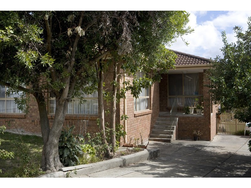 69 Georgette Crescent, Endeavour Hills VIC 3802