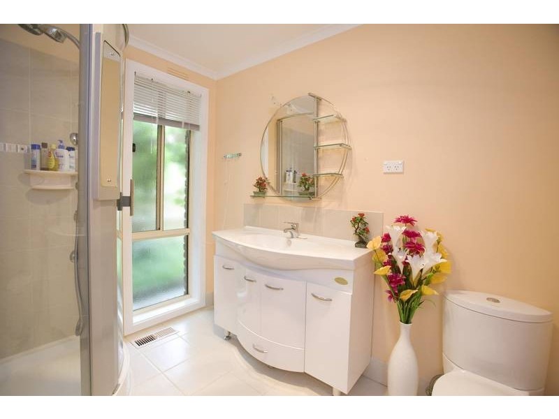 2 Throsby Court, Endeavour Hills VIC 3802