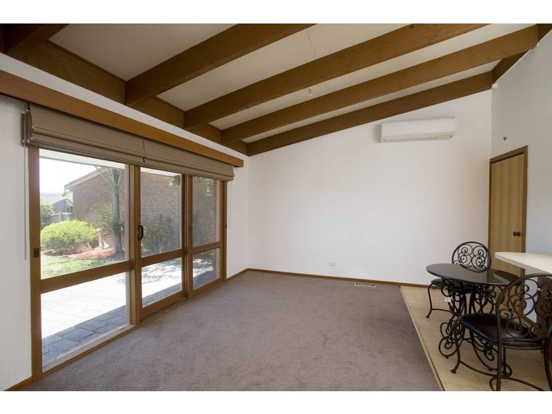 12 Hamilton Close, Endeavour Hills VIC 3802