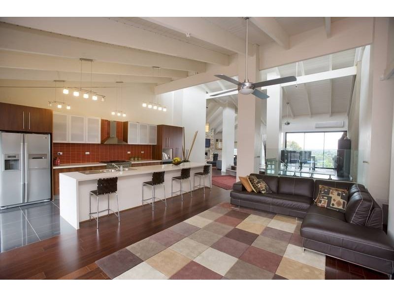 13 Gray Close, Endeavour Hills VIC 3802