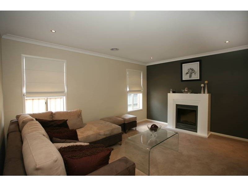 3 Longfield Way, Narre Warren South VIC 3805