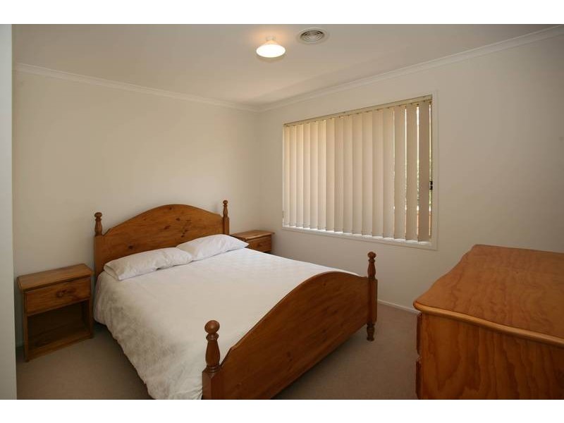 6 Wittenberg Court, Narre Warren VIC 3805