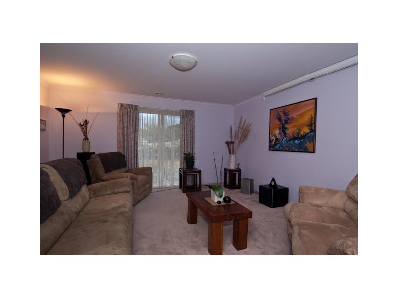 9 Celestine Court, Narre Warren VIC 3805