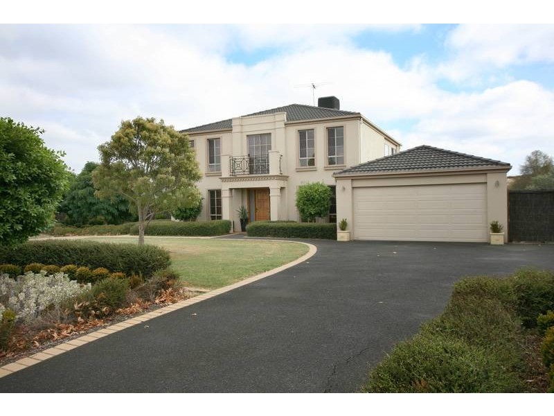 46 Crawley Road, Narre Warren North VIC 3804