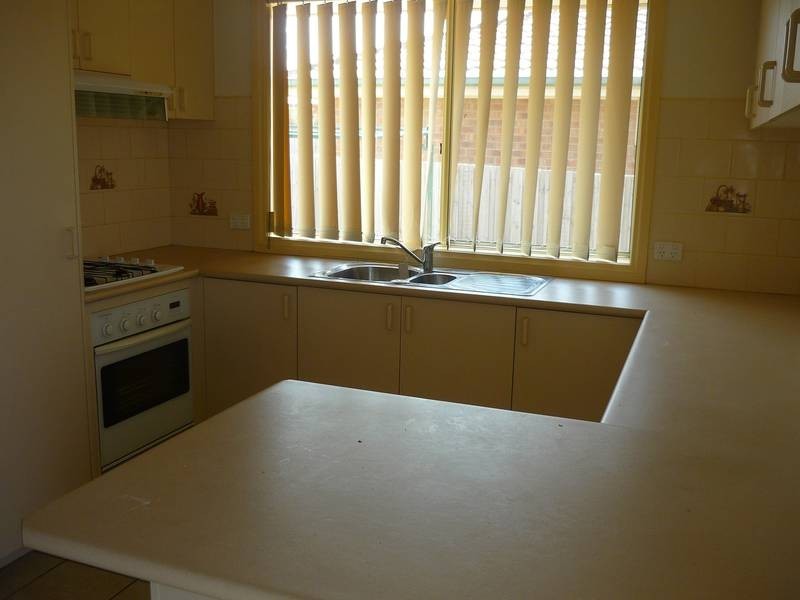 1/13 Abercairn Drive, Narre Warren VIC 3805