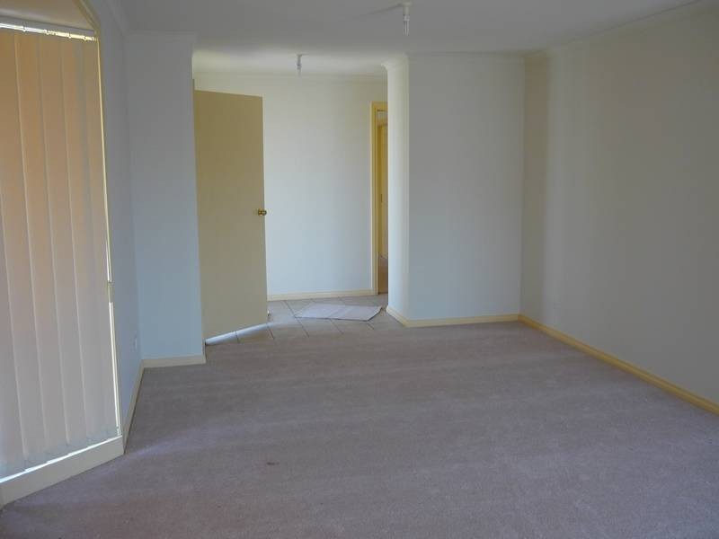 1/13 Abercairn Drive, Narre Warren VIC 3805