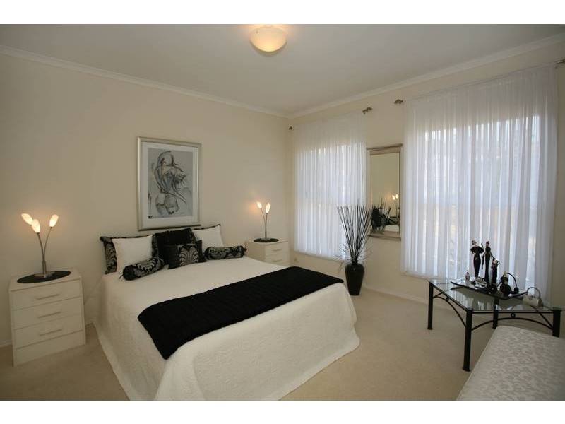 39 Avebury Drive, Berwick VIC 3806