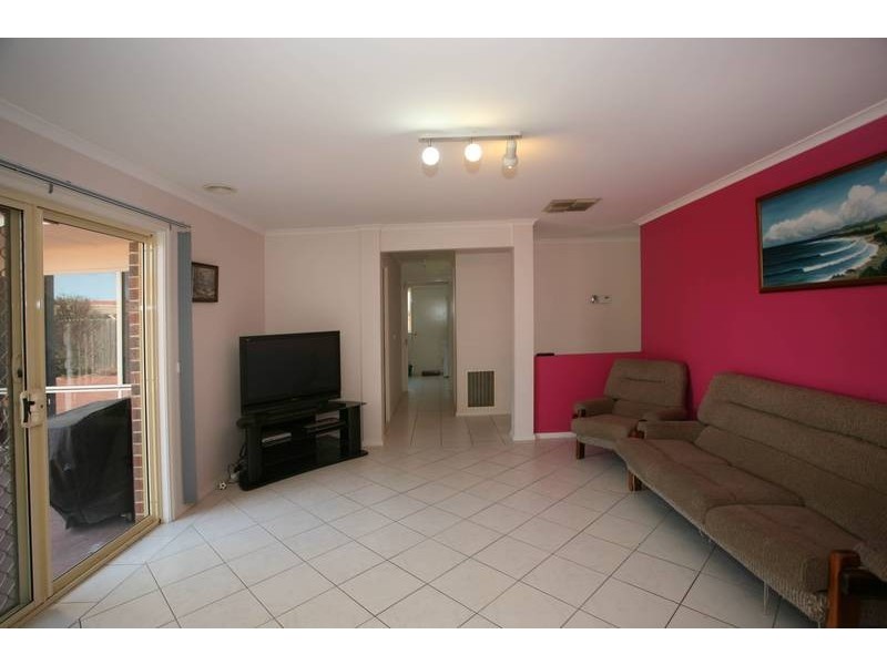 33 Parkwood Avenue, Narre Warren South VIC 3805