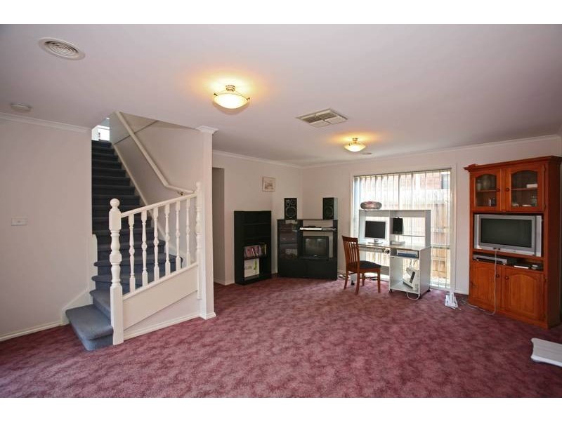 33 Parkwood Avenue, Narre Warren South VIC 3805