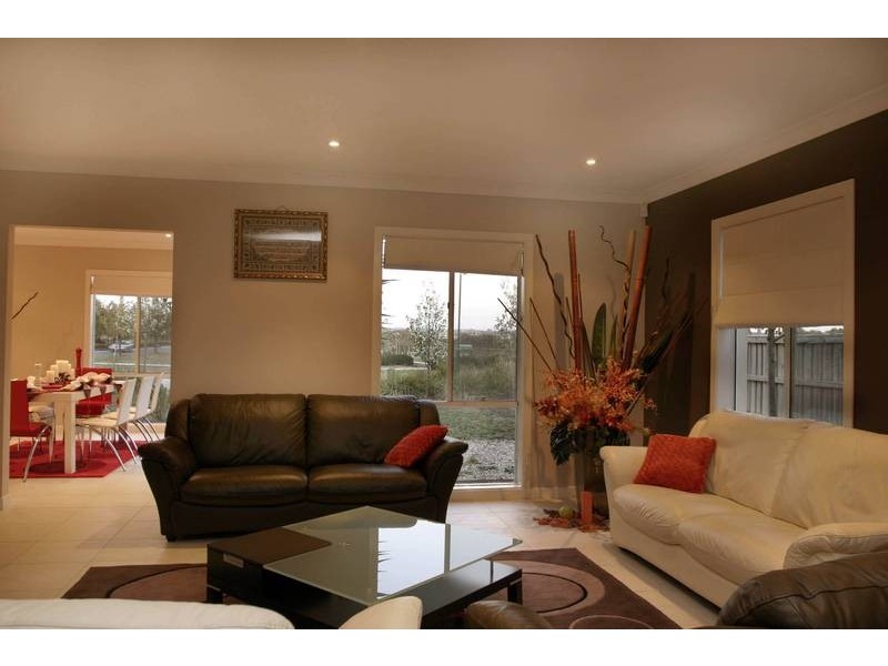 1 The Esplanade, Narre Warren South VIC 3805