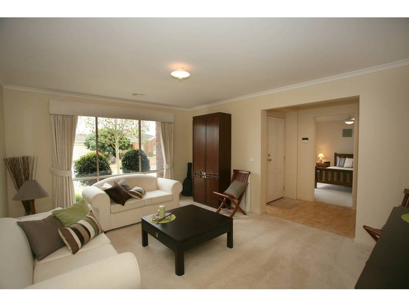 4 Bancroft Avenue, Narre Warren VIC 3805