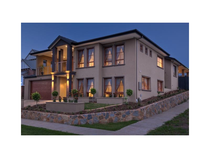 7 Viewbridge Close, Berwick VIC 3806