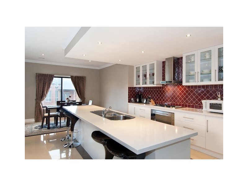 7 Viewbridge Close, Berwick VIC 3806