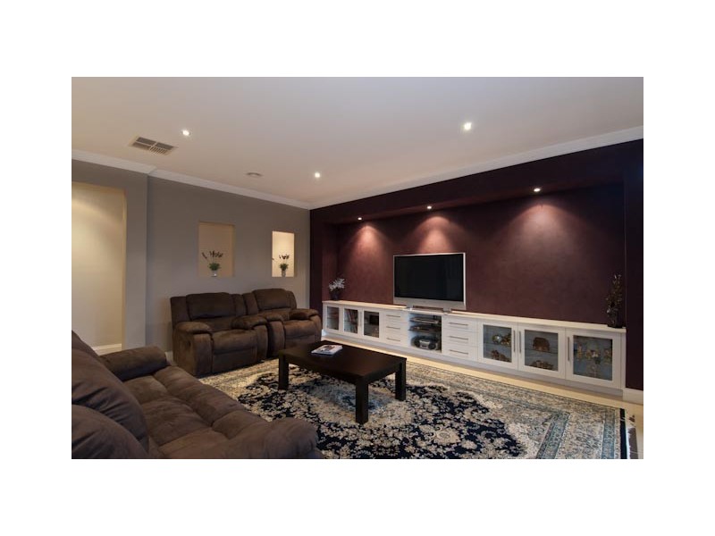 7 Viewbridge Close, Berwick VIC 3806