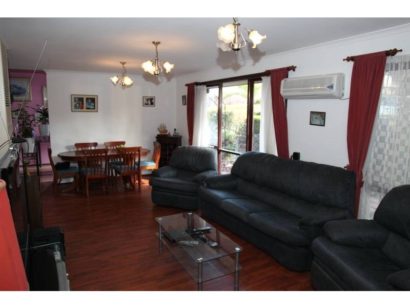 8 Marnie Place, Hallam VIC 3803