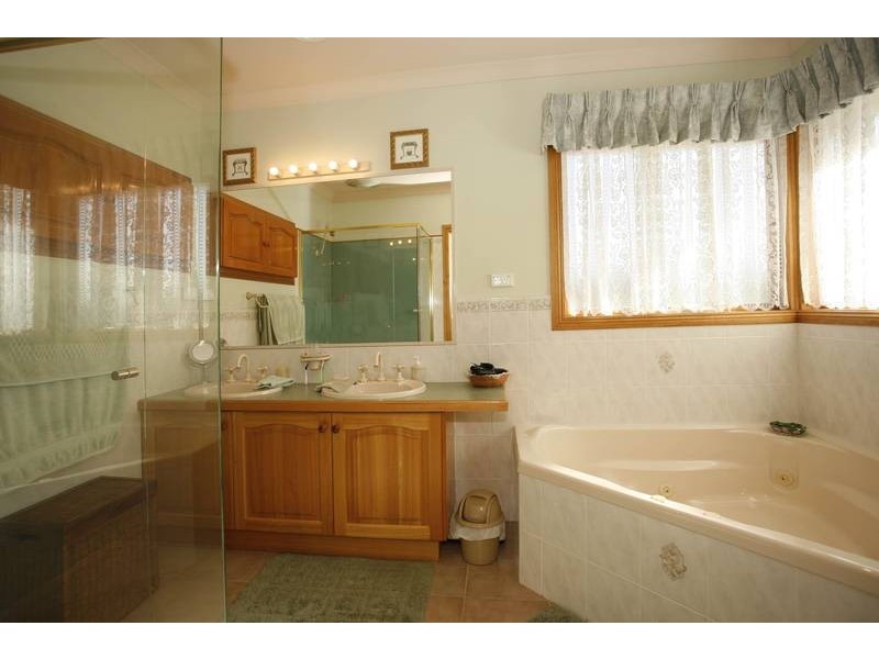 26 Laramie Road, Narre Warren South VIC 3805