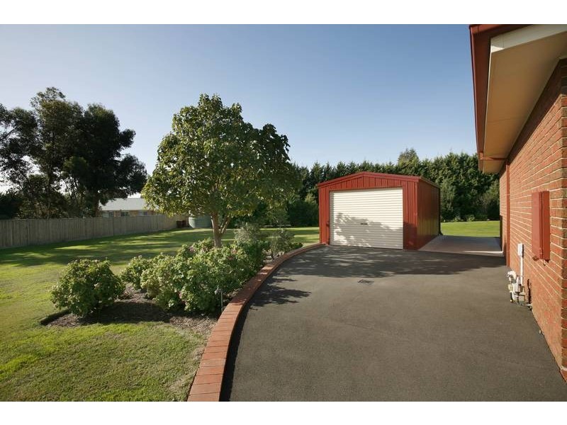 26 Laramie Road, Narre Warren South VIC 3805