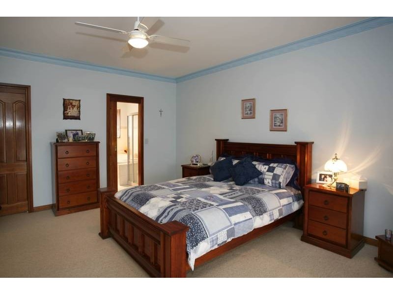 3 Harries Court, Narre Warren North VIC 3804