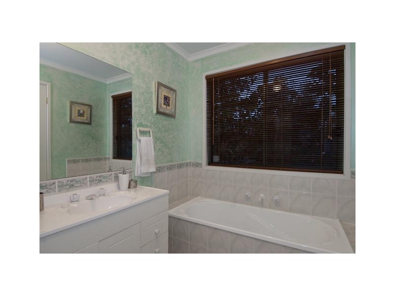 200 Ormond Road, Narre Warren South VIC 3805