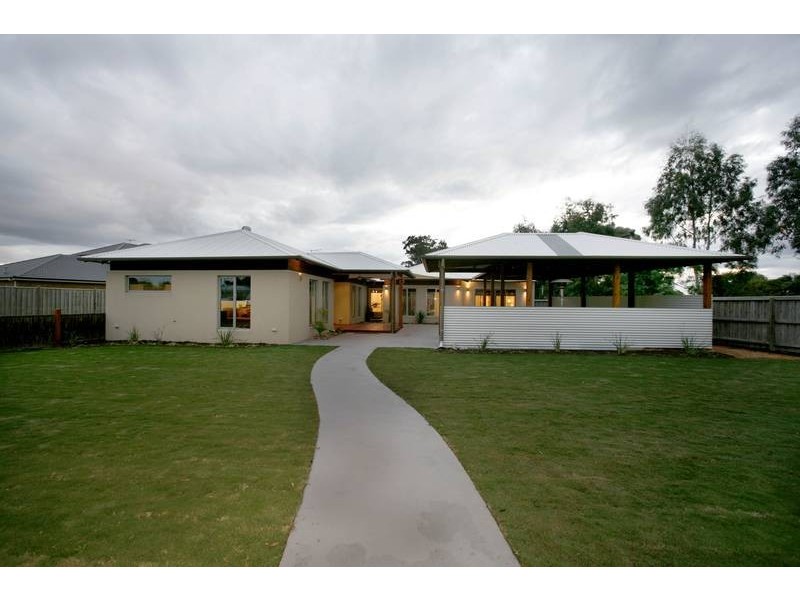 199 Drysdale Avenue, Narre Warren North VIC 3804