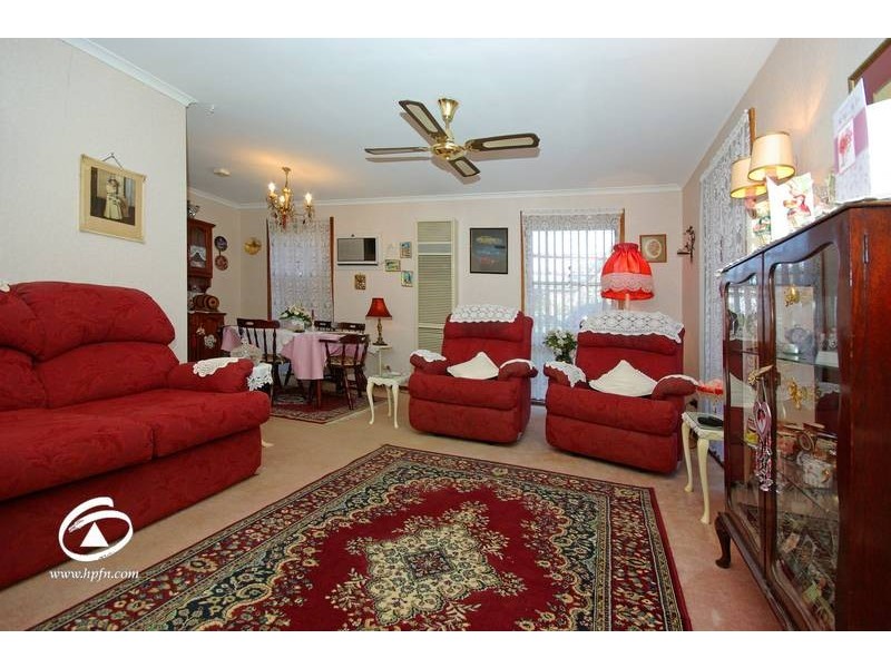 2 Silvan Grove, Hampton Park VIC 3976