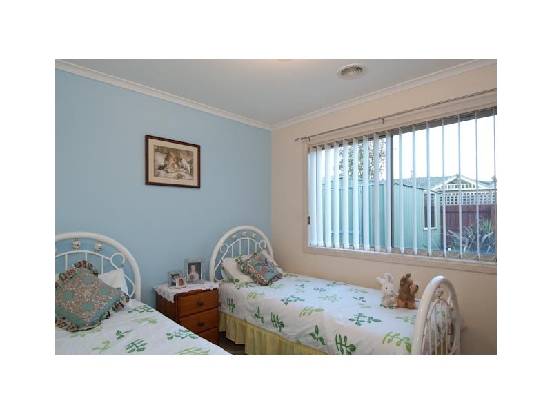 12 Turnberry Avenue, Narre Warren South VIC 3805