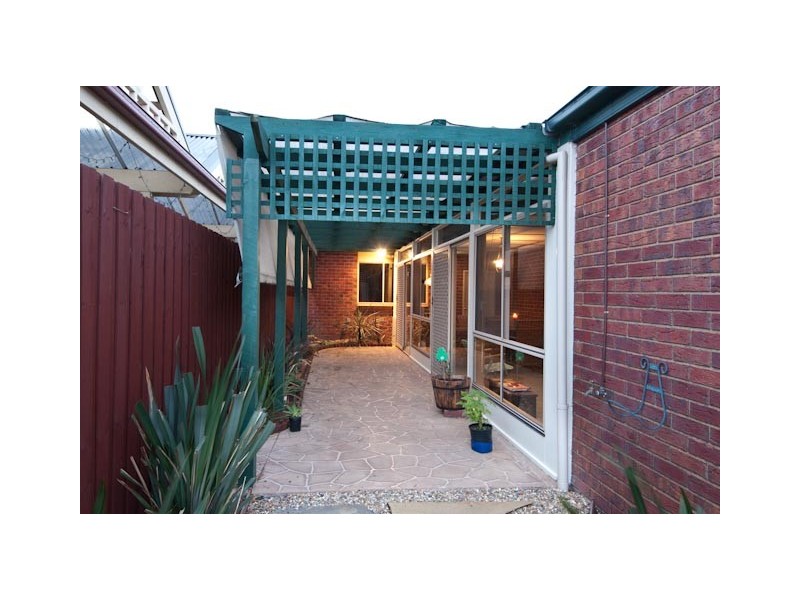 12 Turnberry Avenue, Narre Warren South VIC 3805