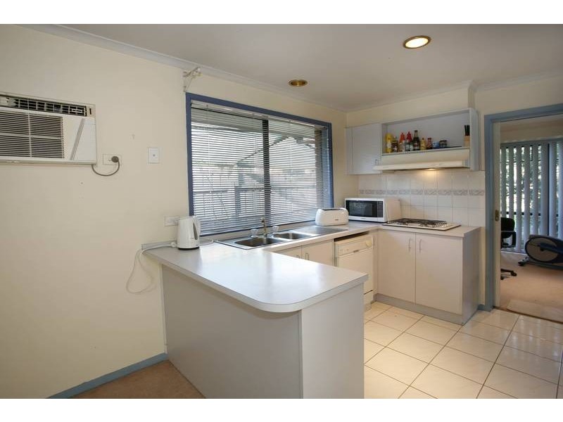 19 Nana Walk, Narre Warren South VIC 3805