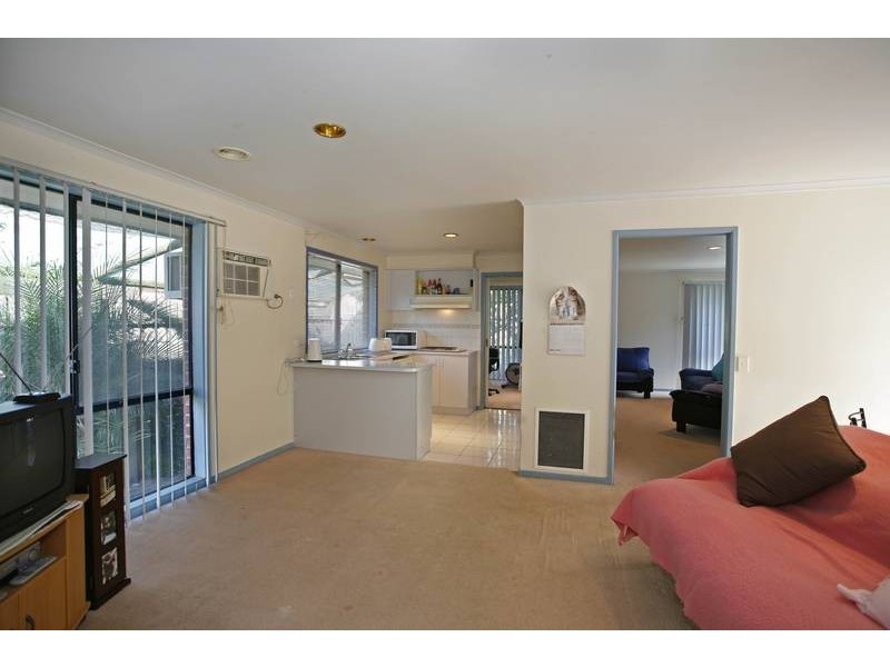 19 Nana Walk, Narre Warren South VIC 3805