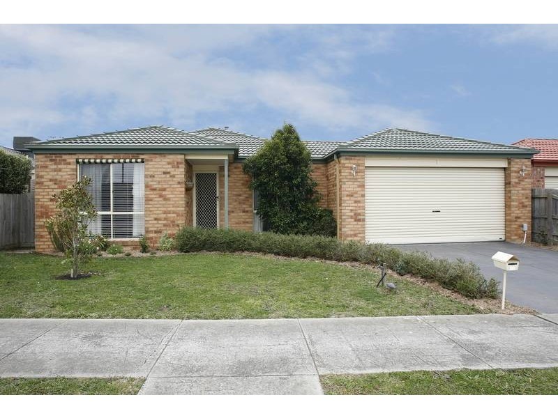 20 Grand Arch Way, Berwick VIC 3806