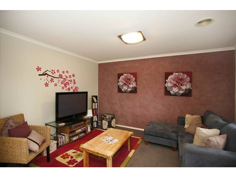 20 Grand Arch Way, Berwick VIC 3806