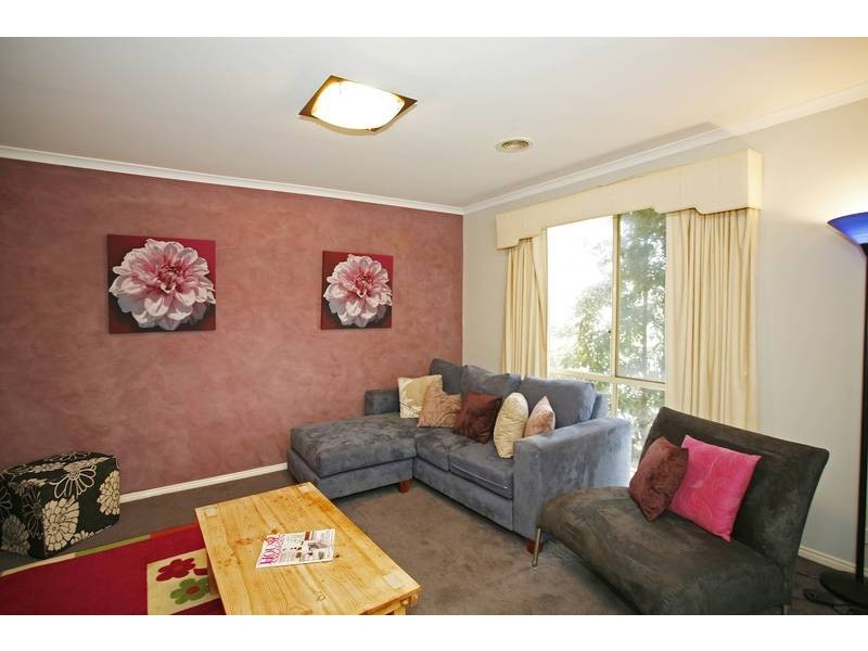 20 Grand Arch Way, Berwick VIC 3806