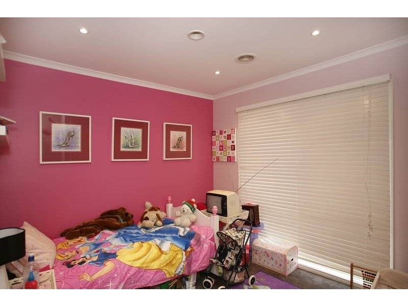 20 Grand Arch Way, Berwick VIC 3806