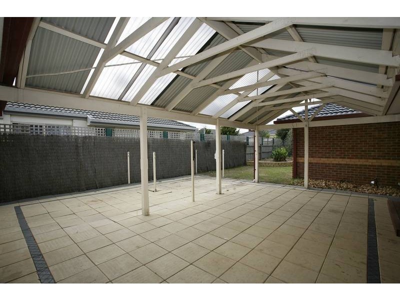 46 Kershaw Drive, Narre Warren South VIC 3805