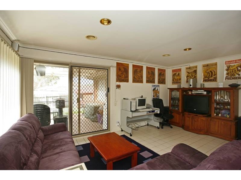 16 James Bathe Way, Narre Warren South VIC 3805