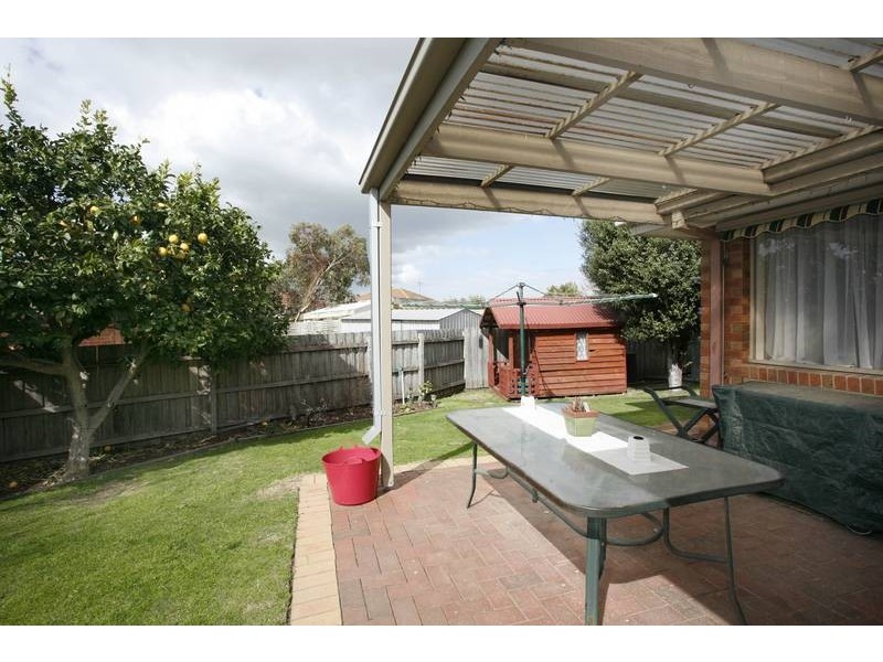 16 James Bathe Way, Narre Warren South VIC 3805