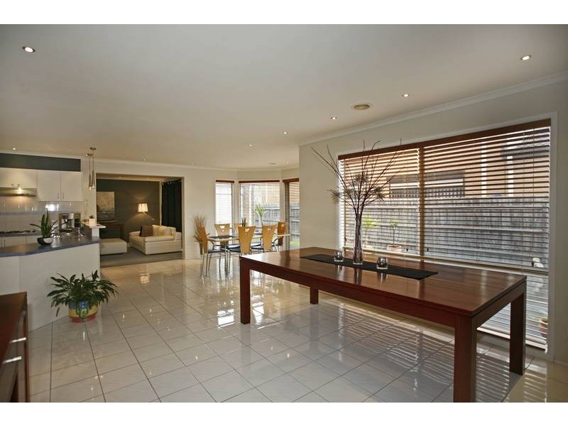 11 Malabar Court, Narre Warren South VIC 3805