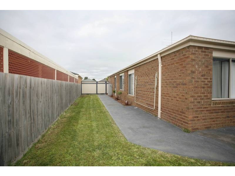 11 Malabar Court, Narre Warren South VIC 3805