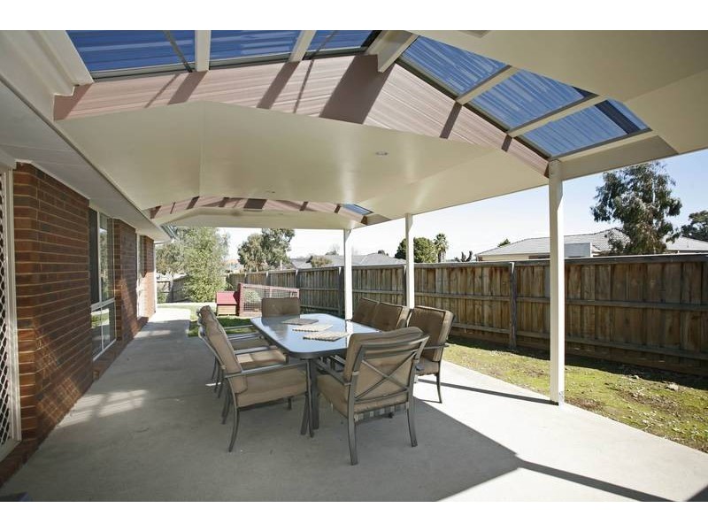 4 Sage Place, Narre Warren VIC 3805