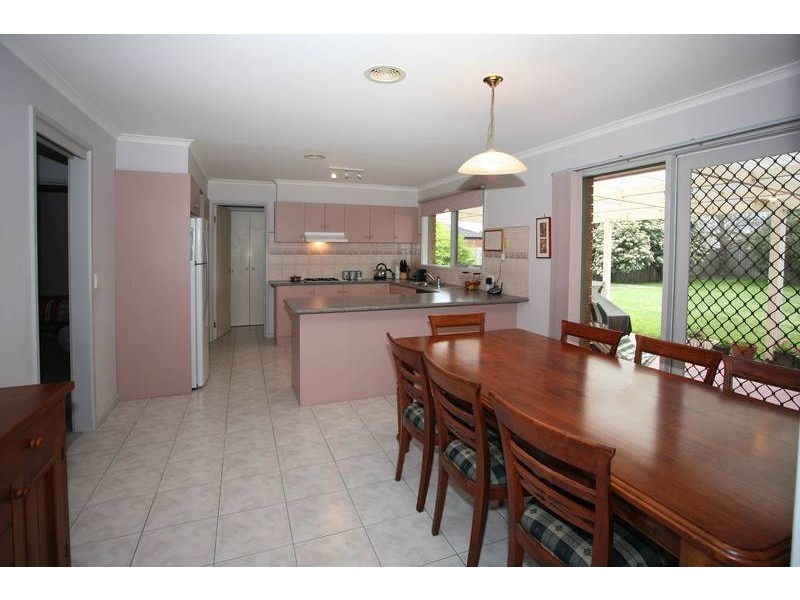 20 Norman Place, Narre Warren VIC 3805