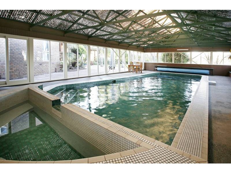 60 Moores Road, Clyde VIC 3978